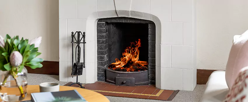 Wood Fireplace Refacing in Beloeil, QC