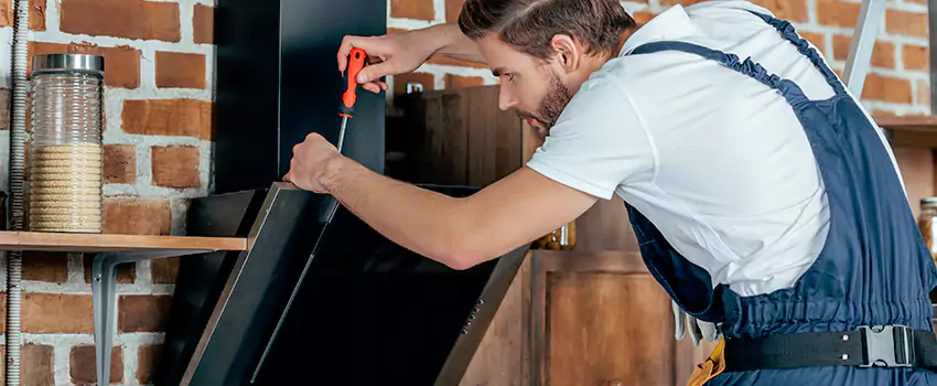 Old Rusted Metal Fireplace Repair And Replacement in Beloeil, QC